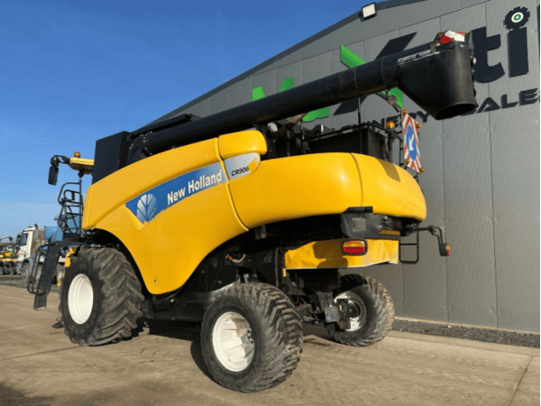 Комбайн New Holland CR 9060 (2008)