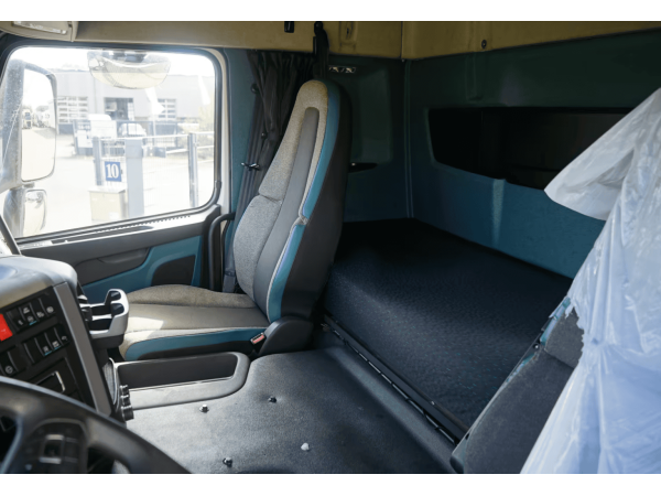 Тягач Volvo FM450 (2015)