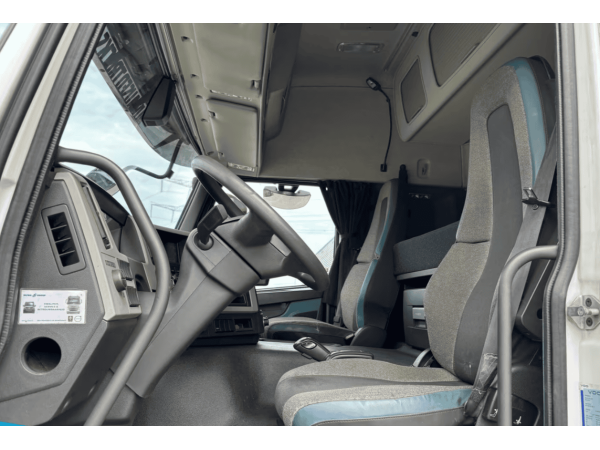 Тягач Volvo FM 430 (2019)