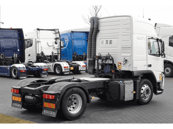 Тягач Volvo FM450 (2011)