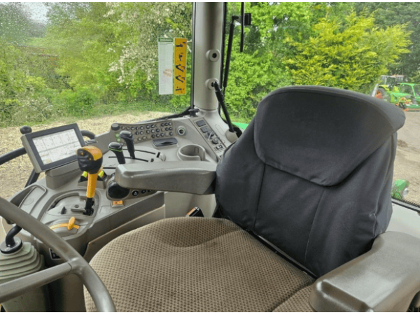 Трактор John Deere 6215R (2018)