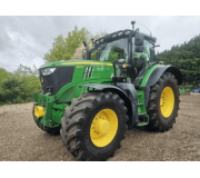 Трактор John Deere 6215R