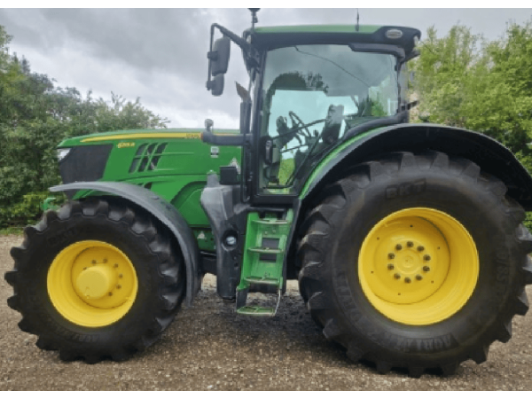 Трактор John Deere 6215R (2018)