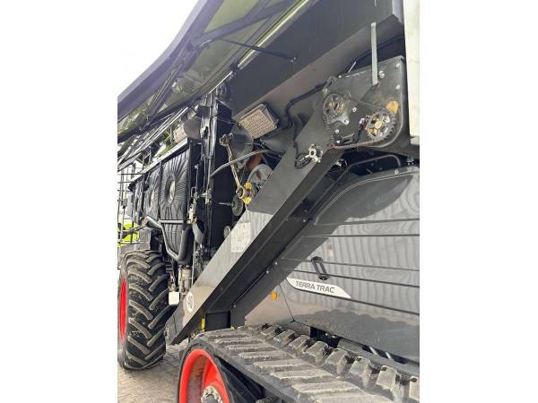 Комбайн Claas Lexion 8900TT (2020)