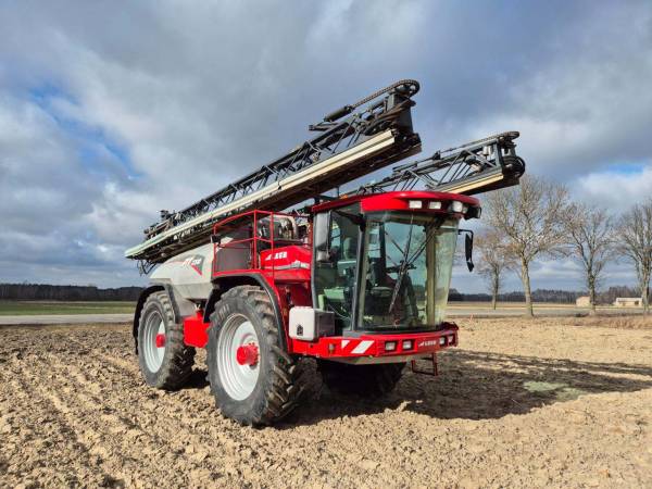 Самоходный опрыскиватель Horsch LEEB PT 230 (2009)