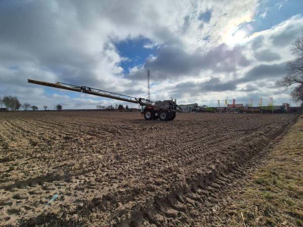 Самоходный опрыскиватель Horsch LEEB PT 230 (2009)