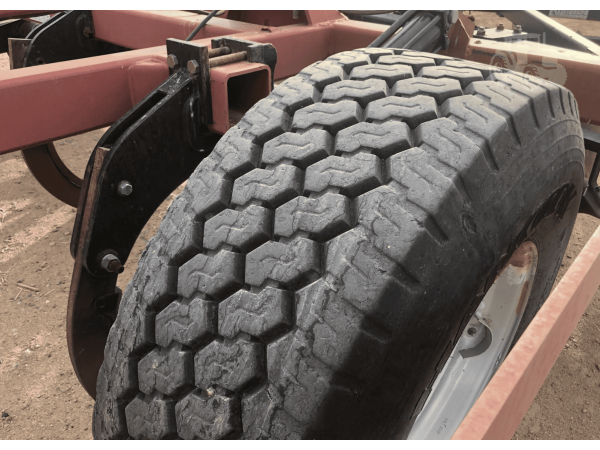 Глубокорыхлитель 2011 CASE IH ECOLO-TIGER 870 (2011)