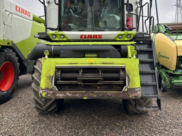 Комбайн Claas Trion 530 (2023)