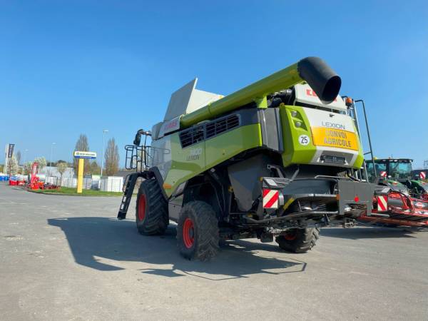 Комбайн Claas Lexion 7400 (2020)