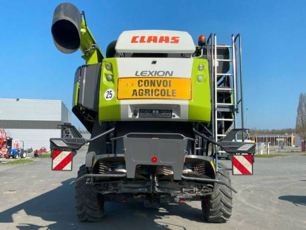 Комбайн Claas Lexion 7400 (2020)