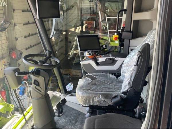 Комбайн Claas Lexion 7700 (2021)