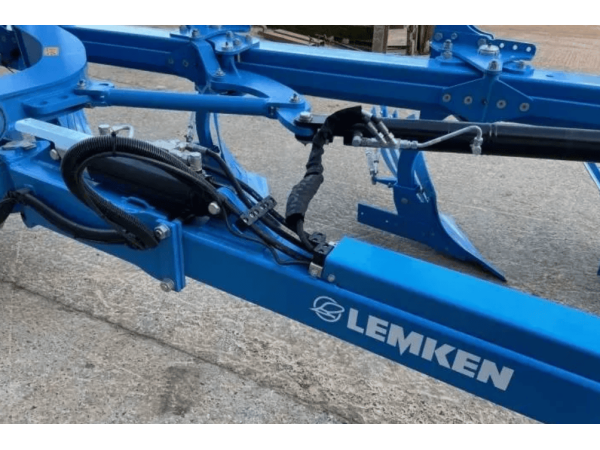 Плуг оборотний Lemken Diamant 16 7