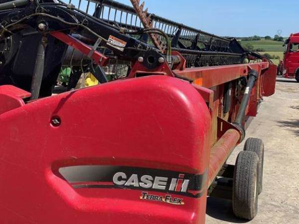 Жатка Case IH 3020 terra flex 