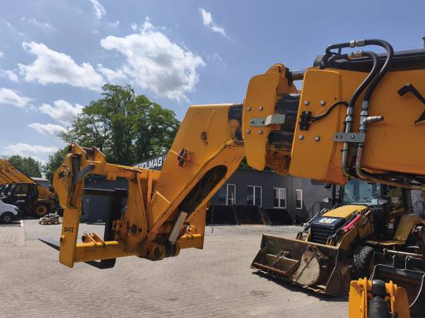 Навантажувач JCB 540-140 (2018)
