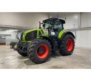 Трактор Claas Axion 960