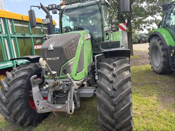 Трактор Fendt 724 Vario (2015)