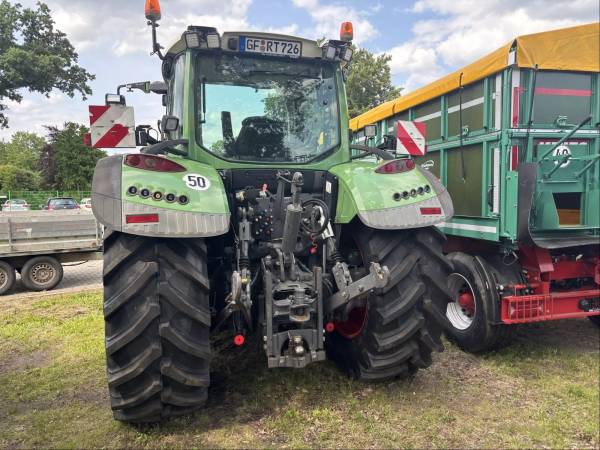 Трактор Fendt 724 Vario (2015)