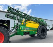 Причіпний обприскувач John Deere R962i