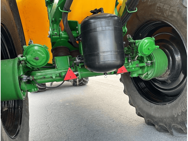 Причіпний обприскувач John Deere R962i (2017)