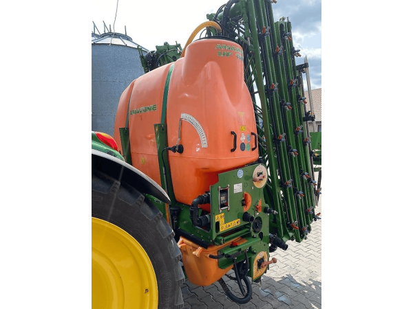 Навісний обприскувач Amazone UF 1801 (2012)