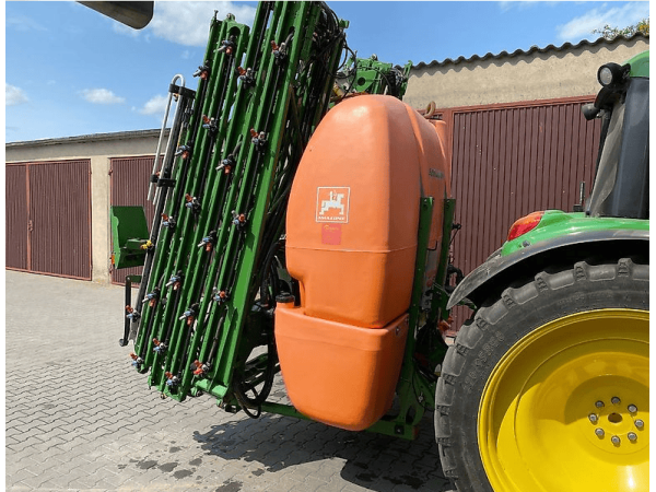 Навісний обприскувач Amazone UF 1801 (2012)