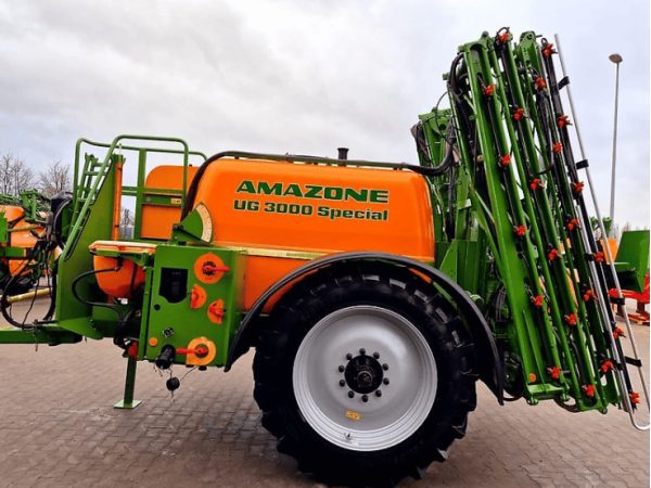 Причіпний обприскувач Amazone UG 3000 Special (2015)