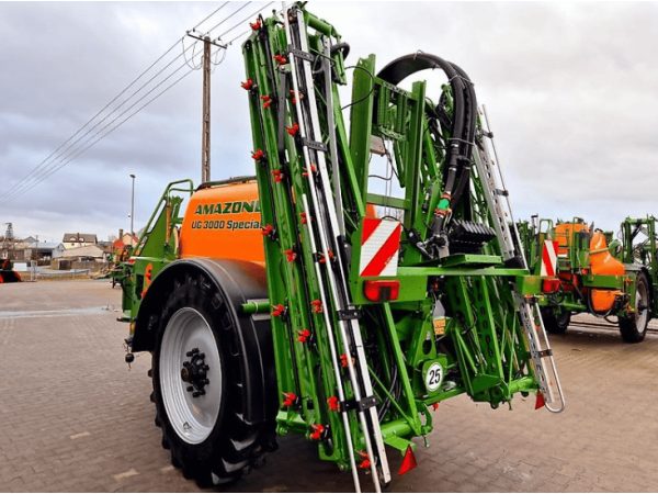 Причіпний обприскувач Amazone UG 3000 Special (2015)
