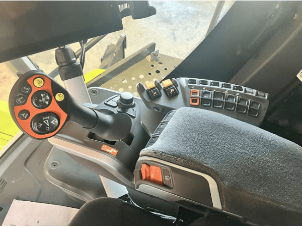 Комбайн Claas Lexion 5300 (2021)