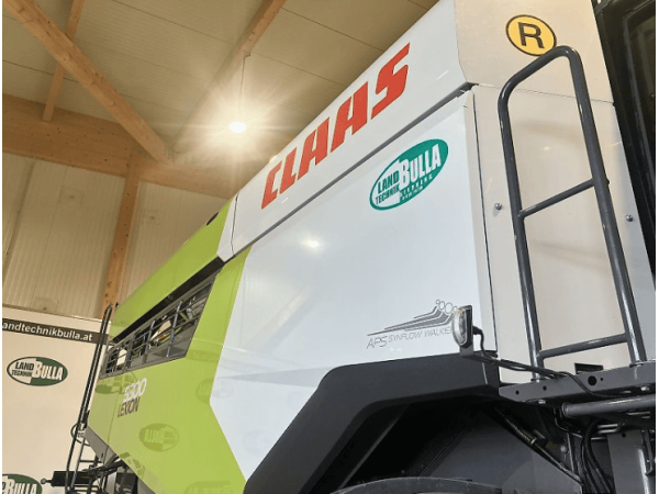 Комбайн Claas Lexion 5300 (2021)