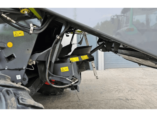 Комбайн Claas Lexion 650 (2011)