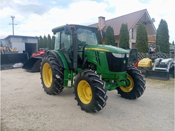 Трактор John Deere 6115D (2015)