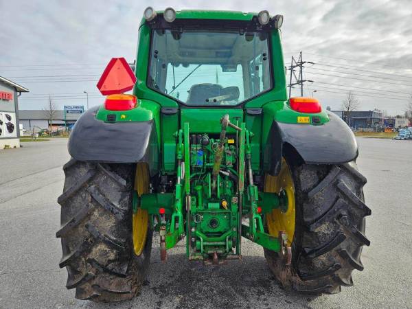 Трактор John Deere 6330 (2010)