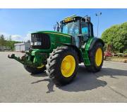 Трактор John Deere 6820