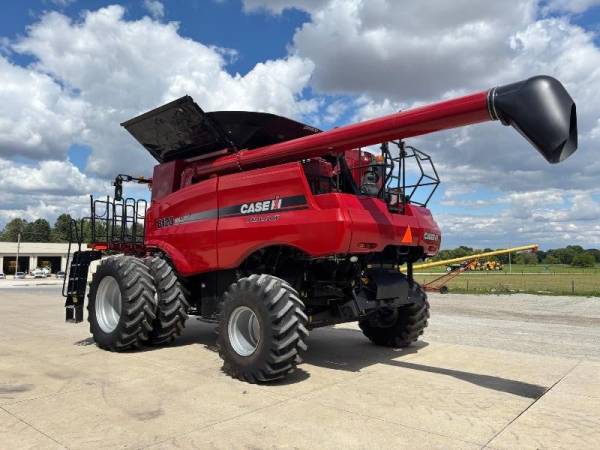 Комбайн Case IH 8120 (2011)