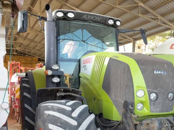 Трактор Claas Axion 840 (2008)