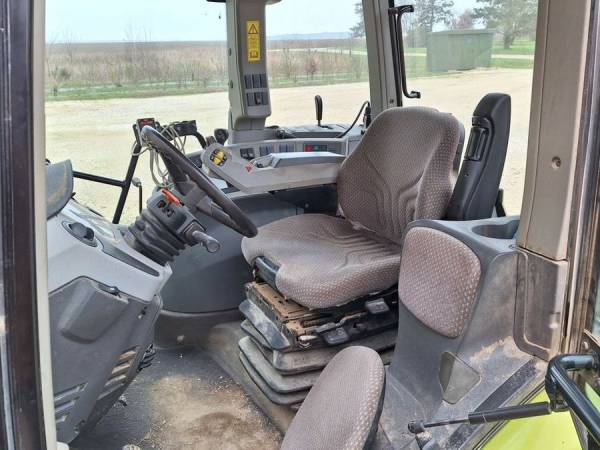 Трактор Claas Axion 810 (2010)
