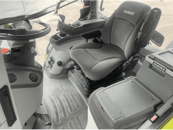 Трактор Claas Axion 830 (2019)