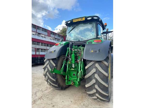 Трактор John Deere 6215R (2022)