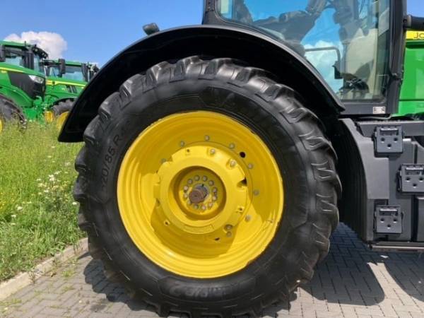 Трактор John Deere 7230R (2017)