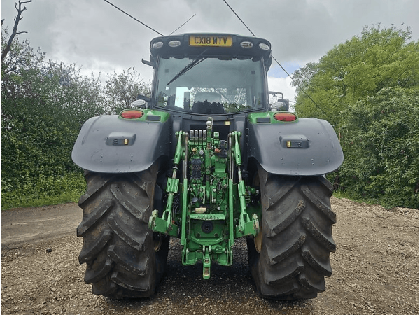 Трактор John Deere 6215R (2018)