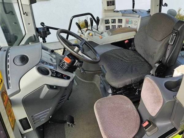 Трактор Claas Axion 840 (2012)