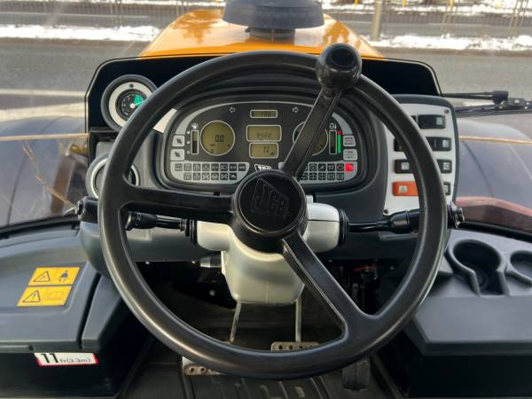 Трактор JCB Fastrac 3230 (2010)