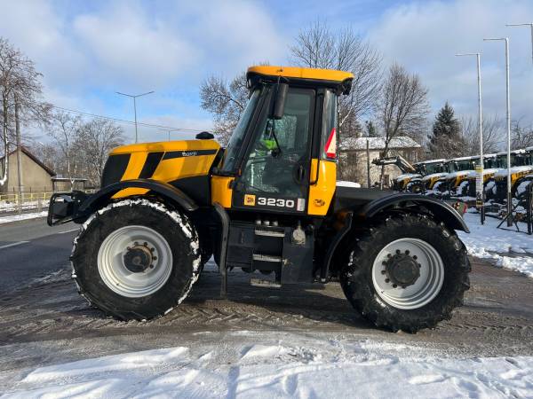 Трактор JCB Fastrac 3230 (2010)