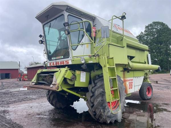 Комбайн Claas Dominator 86 (1986)