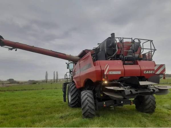 Комбайн Case IH Axial-Flow 8230 (2013)