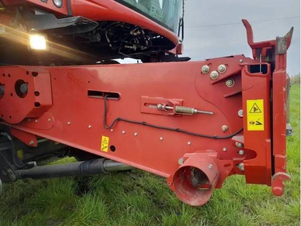 Комбайн Case IH Axial-Flow 8230 (2013)