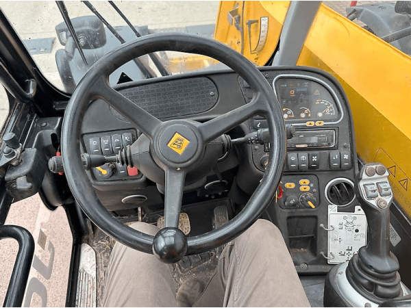 Навантажувач JCB 541-70 (2016)