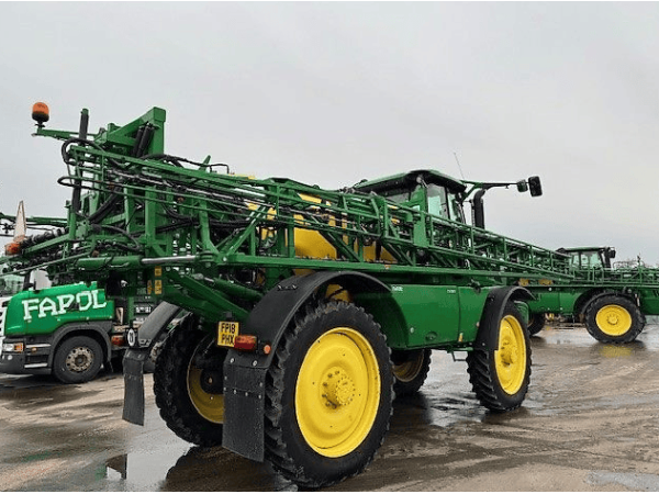 Самохідний обприскувач John Deere r4040i (2018)