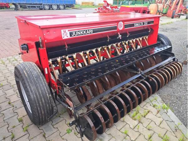 Сівалка Junkkari Simulta 2500 (2000)