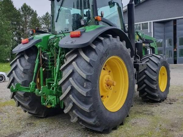 Трактор John Deere 7920 (2006)